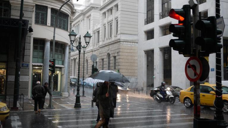 Το φθινόπωρο είναι εδώ για τα καλά:  Πέφτει κι άλλο η θερμοκρασία-Πού προβλέπονται βροχές και καταιγίδες-Αναλυτική πρόγνωση της εβδομάδας