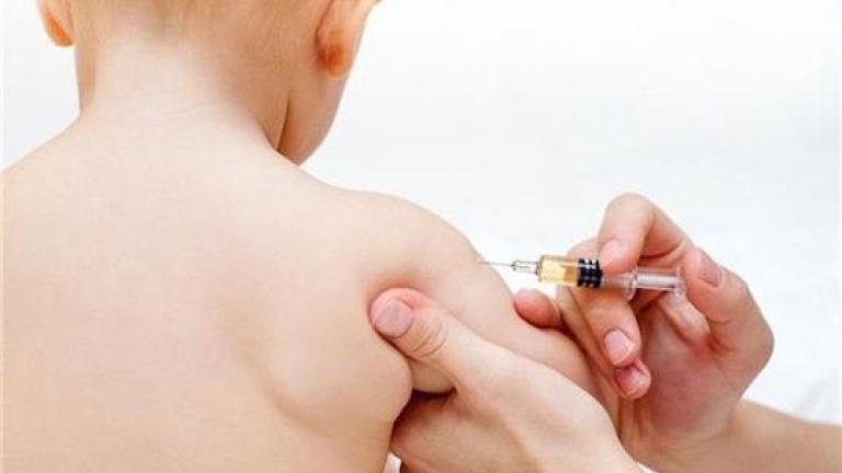 Γιατροί προχωρούν σε παραποίηση στοιχείων στο βιβλιάριο υγείας , για να αποφύγουν οι γονείς να κάνουν τα εμβόλια στα παιδιά τους! 