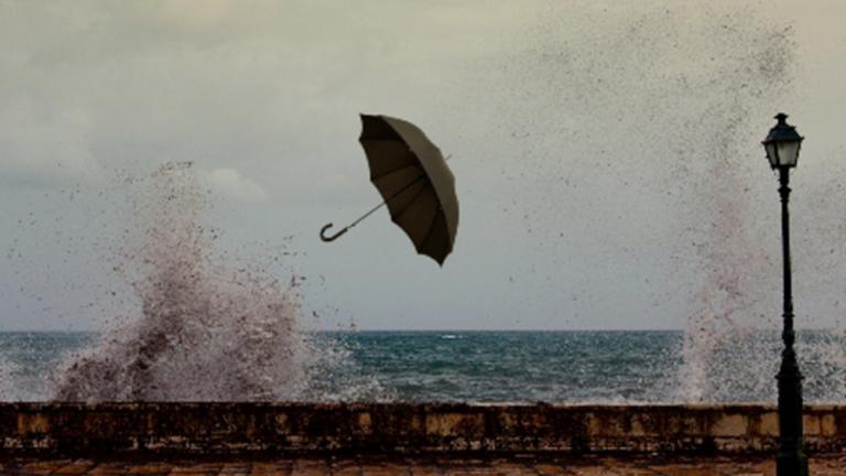 ΚΑΙΡΟΣ 21/9/2017: Βροχές και καταιγίδες με αισθητή πτώση της θερμοκρασίας