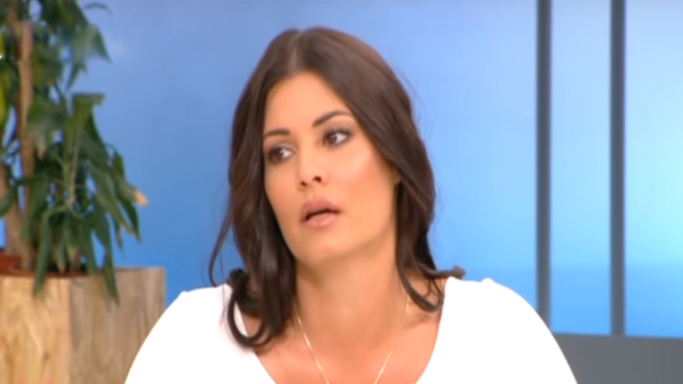 Τα «βρήκαν» Κορινθίου - Τσουρός! Τα... έχασε μπροστά της ο συνεργάτης της Φαίης (ΒΙΝΤΕΟ)