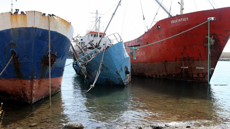 Απίστευτες εικόνες με 30 ναυάγια στον κόλπο της Ελευσίνας-Τριπλή παρέμβαση προαναγγέλει ο Κουρουμπλής (ΦΩΤΟ)