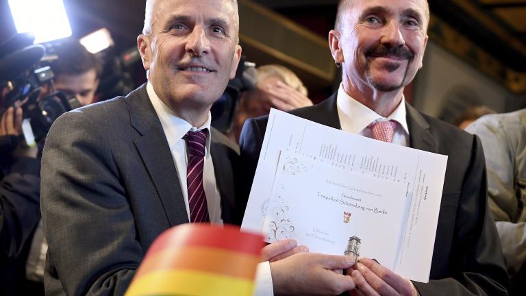 Γερμανία: Από σήμερα με την «ευχή» του δημάρχου οι γάμοι των ομόφυλων ζευγαριών