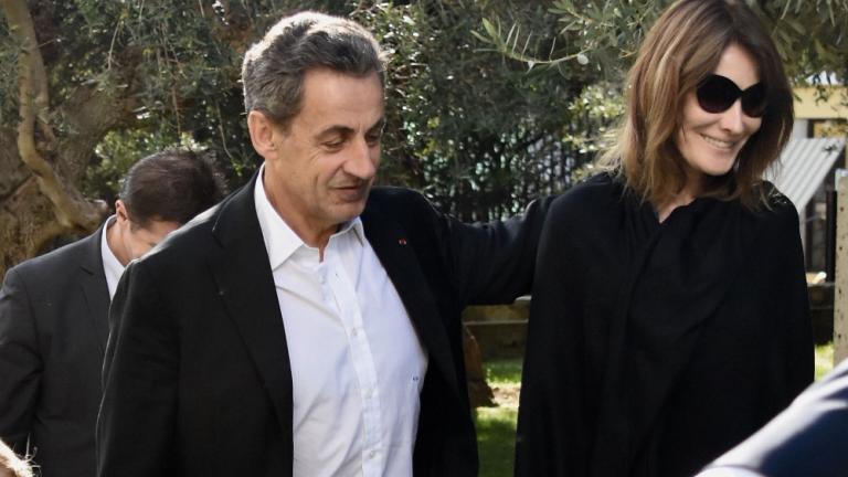 Νικολά Σαρκοζί - Κάρλα Μπρούνι: Επίσκεψη στην Ακρόπολη! (ΦΩΤΟ)