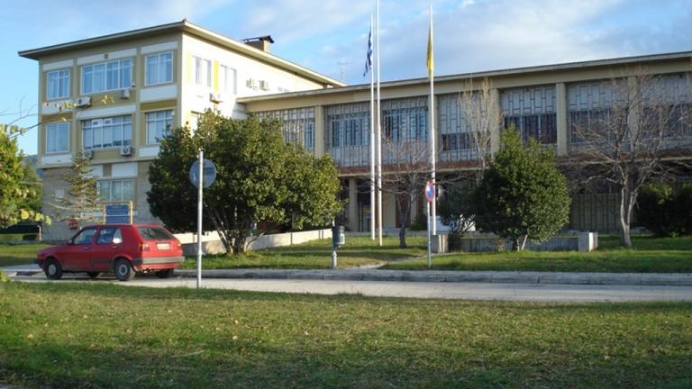 Φοιτητές του Πανεπιστημίου Πατρών προπηλάκισαν την Πρύτανη