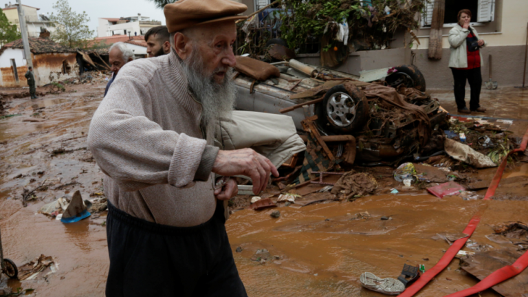 Κακοκαιρία Ευρυδίκη: Τραγωδία δίχως τέλος στη Μάνδρα - Στους 19 οι νεκροί από τις πλημμύρες!