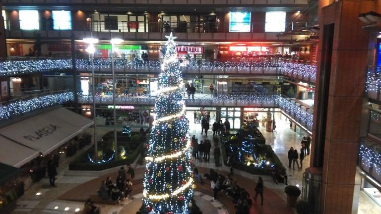 Θεσσαλονίκη: Από τις 15/12 σε ισχύ το εορταστικό ωράριο λειτουργίας των εμπορικών καταστημάτων 