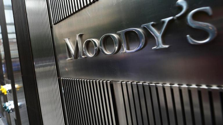 Moody's: Βήμα για την επάνοδο της Ελλάδας στις αγορές η προσφορά για ανταλλαγή ομολόγων