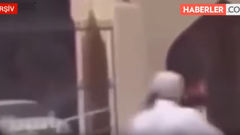 Στο φως της δημοσιότητας ήρθε τo συγκλονιστικό βίντεο με τη στιγμή της έκρηξης στο Σινά (ΦΩΤΟ- ΒΙΝΤΕΟ)