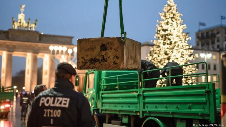  Γερμανία: «Αστακοί» οι χριστουγεννιάτικες αγορές  