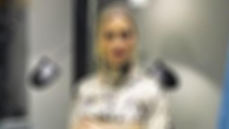 Ελεονώρα Μελέτη: Σαν σε πρόβα νυφικού 