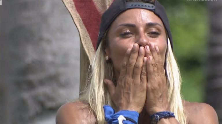 Nomads: Το γλυκό φιλί της Μιλλούση στον Πετρούνια (ΒΙΝΤΕΟ)