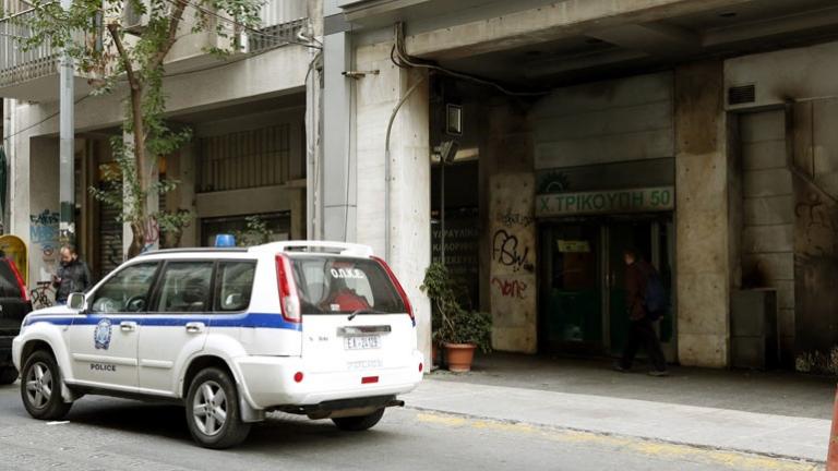 Συνελήφθη ο οδηγός που επιχείρησε να πατήσει αστυνομικούς μπροστά από τα γραφεία του ΠΑΣΟΚ