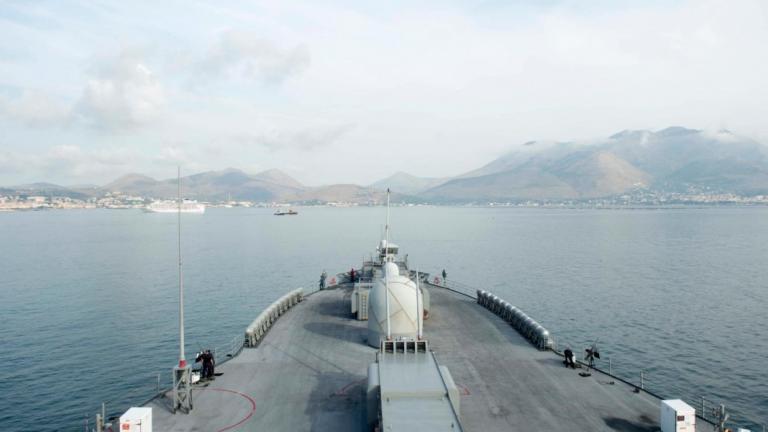 Φορτηγό πλοίο με 11μελές πλήρωμα βυθίστηκε στη Μαύρη Θάλασσα