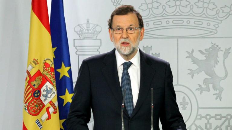 Ισπανία: Ο Ραχόι επισκέπτεται την Καταλονία και απευθυνει έκκληση στη «σιωπηρή πλειοψηφία» 