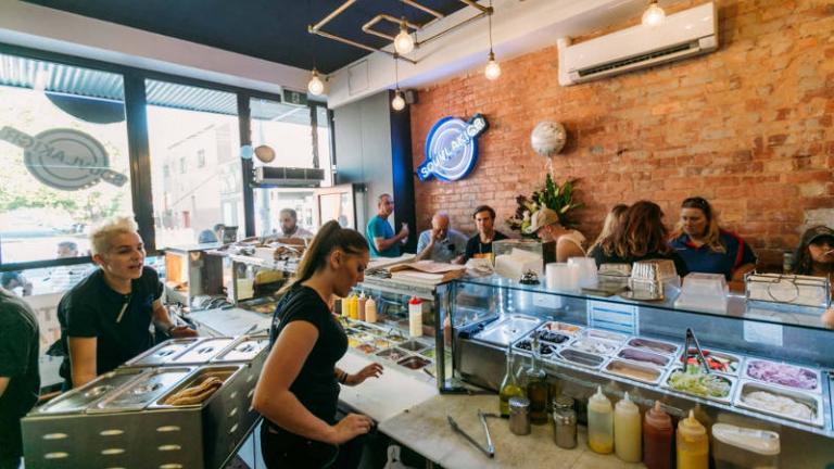 Το ελληνικό σουβλάκι που έχει κατακτήσει την Αυστραλία!