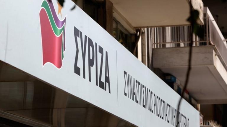Σε εξέλιξη συνεδρίαση του Πολιτικού Συμβουλίου του ΣΥΡΙΖΑ, υπό τον Αλ. Τσίπρα, με θέμα τους πλειστηριασμούς 