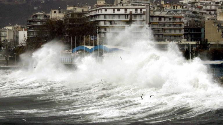 Προβλήματα στις ακτοπλοϊκές συγκοινωνίες, λόγω των ισχυρών ανέμων
