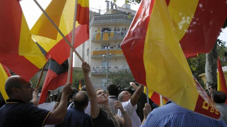 Η ακραίως διχασμένη Καταλονία ψηφίζει για νέο Κοινοβούλιο