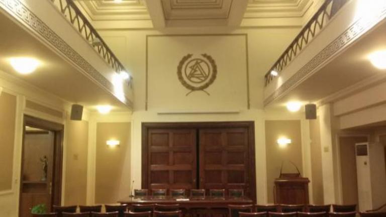 Εκλογές δικηγόρων: Βερβεσός ή Αναστασόπουλος για τον ΔΣΑ-Live αποτελέσματα