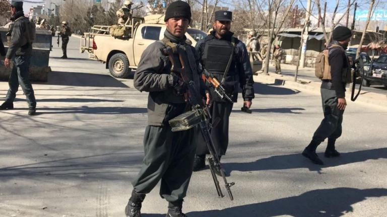 Αφγανιστάν: Τουλάχιστον 40 νεκροί και 30 τραυματίες σε εκρήξεις στην Καμπούλ 