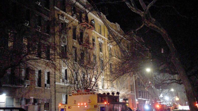 Πύρινη κόλαση σε πολυκατοικία του Μπρονξ της Νέας Υόρκης - Δώδεκα νεκροί