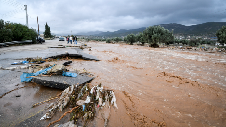 Αυτοί φταίνε για τις φονικές πλημμύρες της Μάνδρας