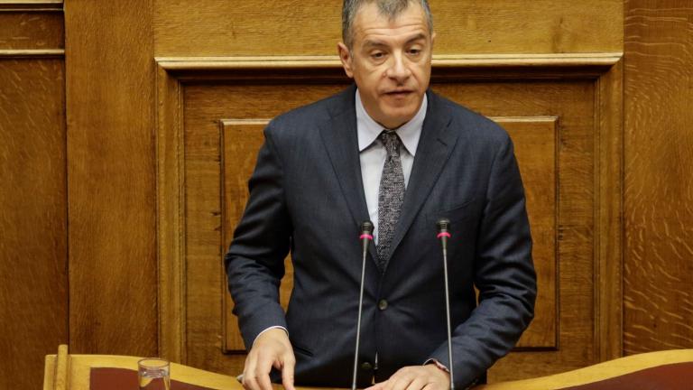 Στ. Θεοδωράκης:  Η κυβέρνηση έχει ξεκινήσει πόλεμο στη μεσαία τάξη
