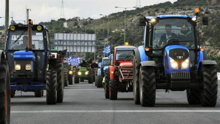 «Ζεσταίνουν» τα τρακτέρ οι αγρότες - Πού και πότε θα στηθούν τα μπλόκα;