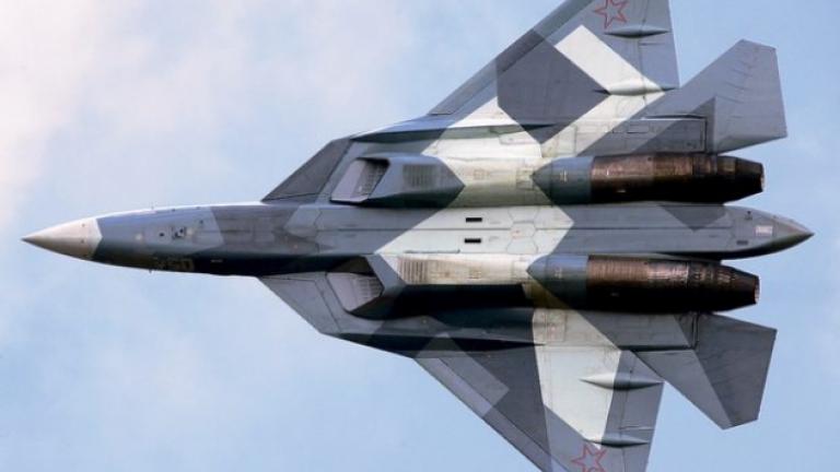 TASS: Στον αέρα το ρωσικό μαχητικό πέμπτης γενιάς Su-57 (BINTEO)