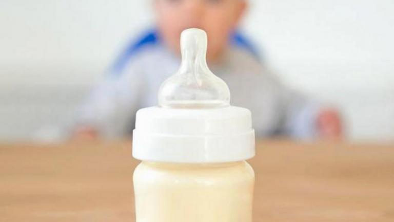 Προσοχή! Δείτε τις παρτίδες του βρεφικού γάλατος που ανακαλεί ο ΕΟΦ και μην τις δώσετε στα μωρά σας