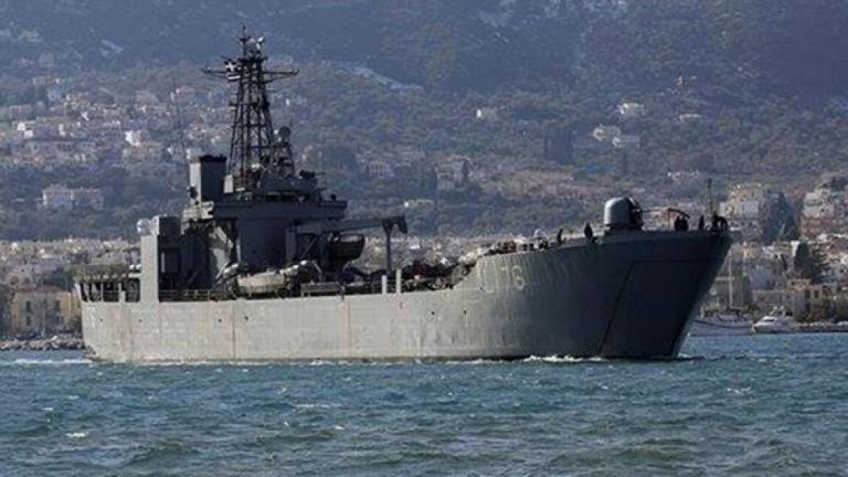 Νέο ατύχημα με πολεμικό πλοίο μέσα στο ναύσταθμο της Σαλαμίνας