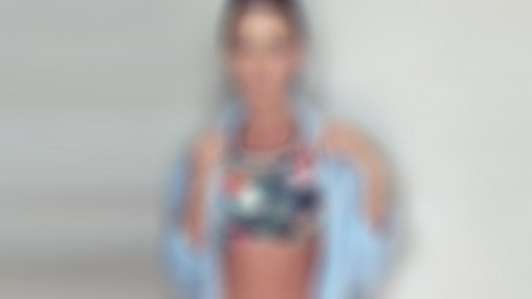 «Κράξιμο» για το photoshop της Λοτσάρη, που πείραξε έως και τα πλακάκια