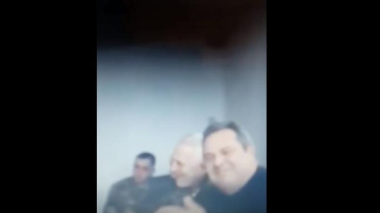 O Πάνος Καμμένος τραγουδά «Άκου βρε φίλε»