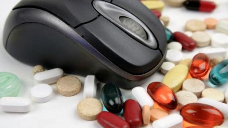 «Μάστιγα» τα παράνομα φάρμακα μέσω διαδικτύου (ΦΩΤΟ)