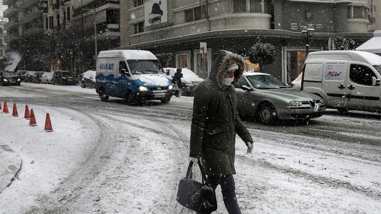 ΚΑΙΡΟΣ 26/2/2018: Ισχυρές βροχές, καταιγίδες και χιόνια