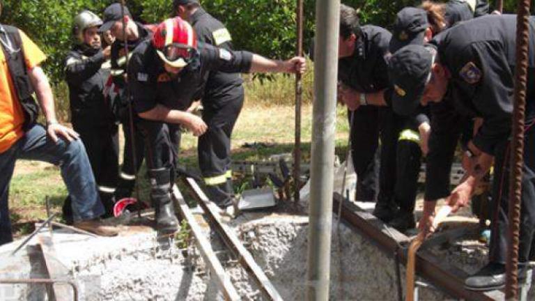 Νεκρός ο 36χρονος αστυνομικός που έπεσε σε πηγάδι στο Λαύριο (ΦΩΤΟ)