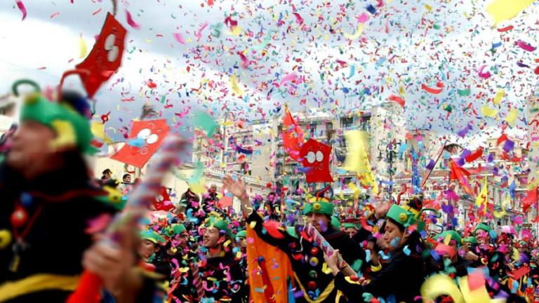 Αποκριές: Όλη η Ελλάδα μια μεγάλη καρναβαλική παρέλαση (ΦΩΤΟ+ΒΙΝΤΕΟ)