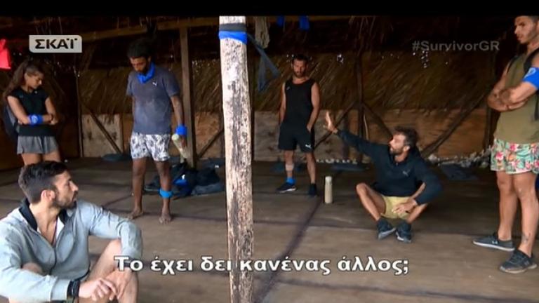 Survivor: Καυγάδες στους Μαχητές: Αγόρου σε Ηλία: «Μην με διακόπτεις όταν μιλάω»