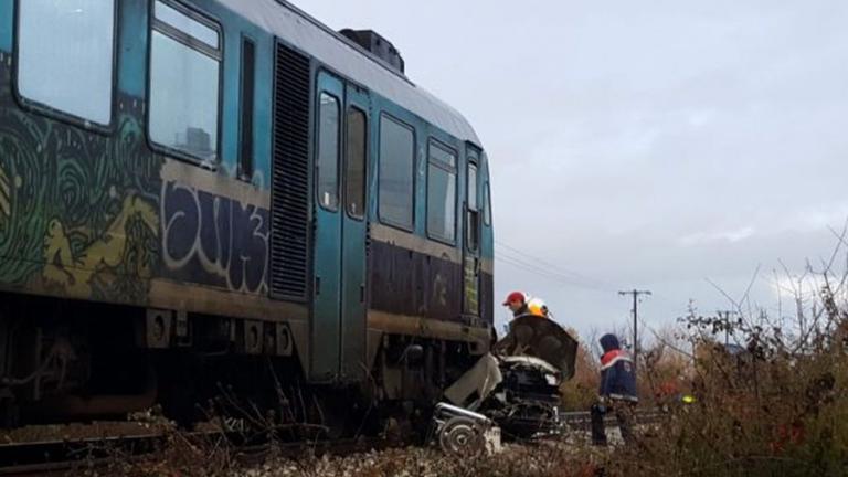Αυτοκίνητο συγκρούστηκε με τρένο στον Άγιο Στέφανο 
