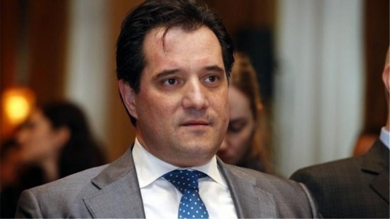 Παρέμβαση του Άδωνη Γεωργιάδη στην υπόθεση με τον 88χρονο που πυροβόλησε εναντίον των ληστών  στη Γλυφάδα και του ασκήθηκε δίωξη