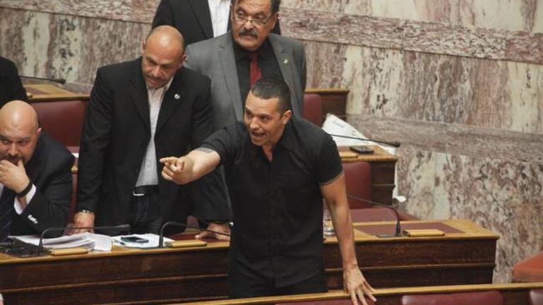 Στην επιτροπή δεοντολογίας της Βουλής ο Κασιδιάρης για τις ύβρεις στο βουλευτή ΣΥΡΙΖΑ