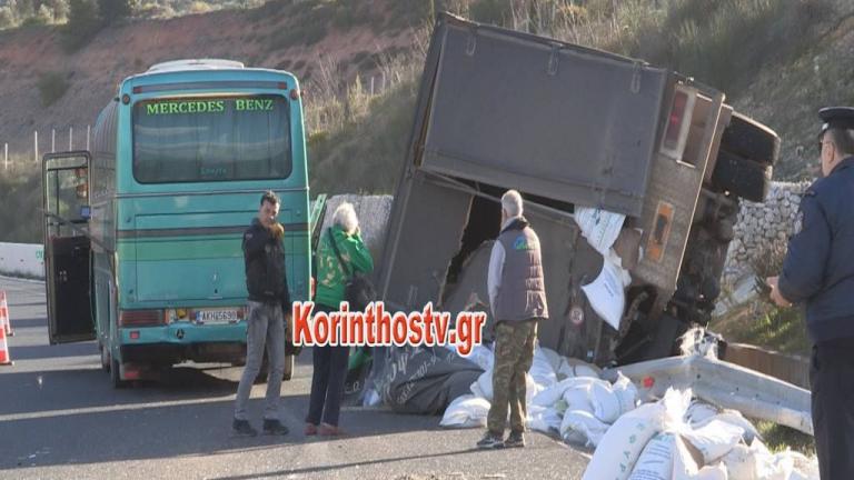 Σοκαριστικό τροχαίο με ΚΤΕΛ στην Εθνική Οδό Κορίνθου-Τρίπολης (ΦΩΤΟ)