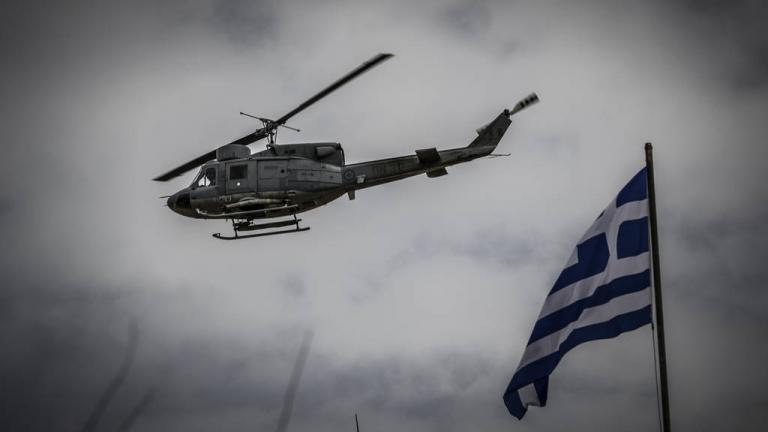 Εντυπωσίασαν οι χαμηλές πτήσεις μαχητικών αεροσκαφών