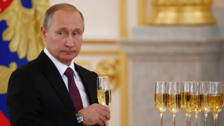 Ρωσία: Η Μόσχα δεν θεωρεί "μη φιλική ενέργεια" το γεγονός ότι ο Ντ. Τραμπ δεν συνεχάρη τον Βλ. Πούτιν 