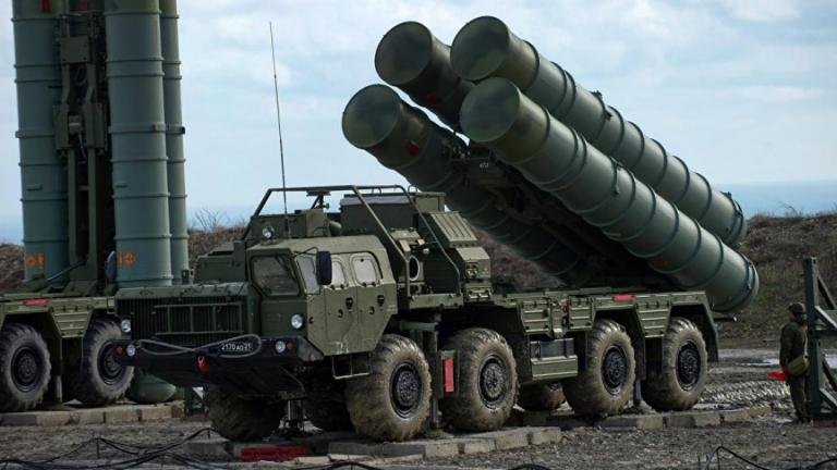 Η Ρωσία θα επιταχύνει τις πρώτες παραδόσεις συστοιχιών πυραύλων εδάφους-αέρος S-400 στην Τουρκία