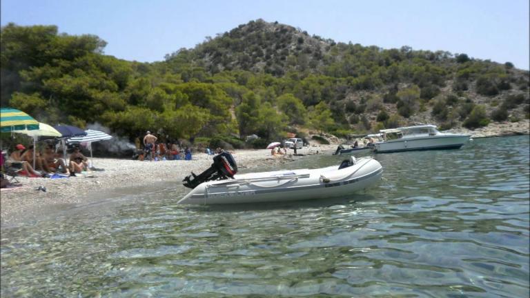 Σε εξέλιξη μεγάλη επιχείρηση για τον εντοπισμό ψαρά στην Σαλαμίνα