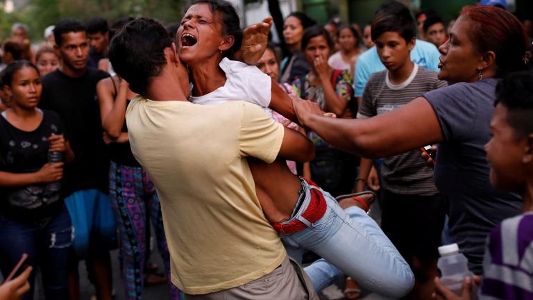 Βενεζουέλα: Τουλάχιστον 68 νεκροί εξαιτίας πυρκαγιάς σε κρατητήρια της Αστυνομίας