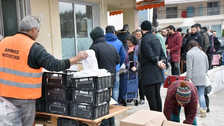 Θεσσαλονίκη: Διανομή νωπών προϊόντων και ειδών παντοπωλείου σε 5.100 άπορους από τον κεντρικό δήμο 