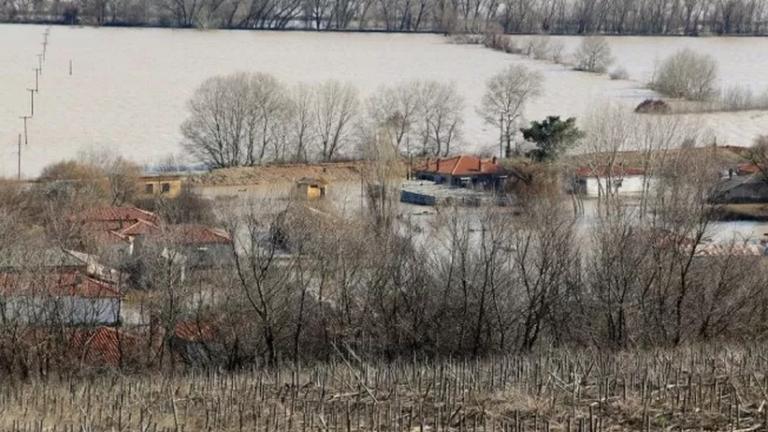 Διδυμότειχο: Άκαρπες έως στιγμής οι έρευνες για τον εντοπισμό 15-20 παράτυπων μεταναστών που κάλεσαν σε βοήθεια σε παρέβρια περιοχή 