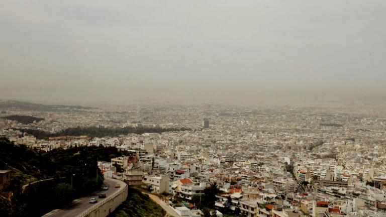 ΚΑΙΡΟΣ 21/3/2018: Συννεφιά, τοπικές βροχές, σκόνη και άνοδος της θερμοκρασίας